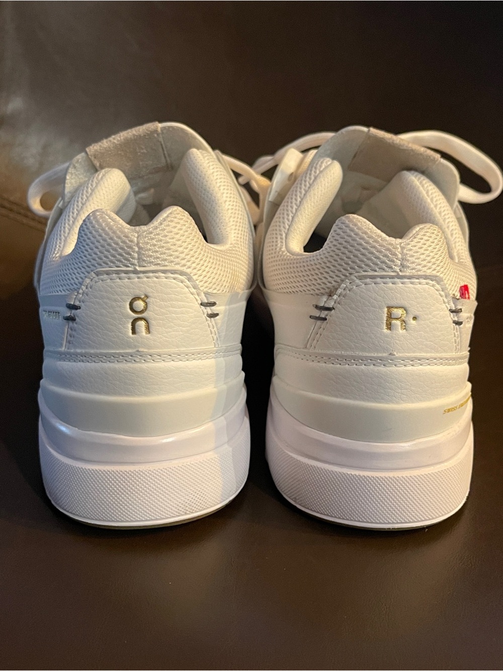 On
Women's The Roger Centre Court Low Top Sneakers - Picture 9 of 15